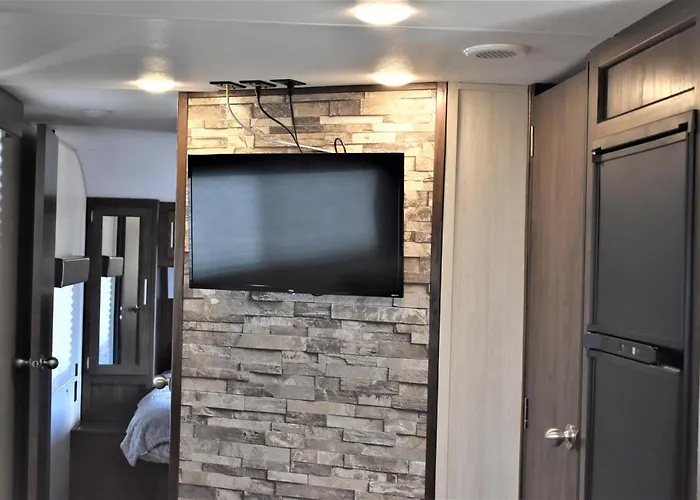 Grand Canyon Rv Glamping 2*