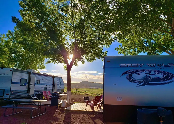 Grand Canyon Rv Glamping Hotel Williams