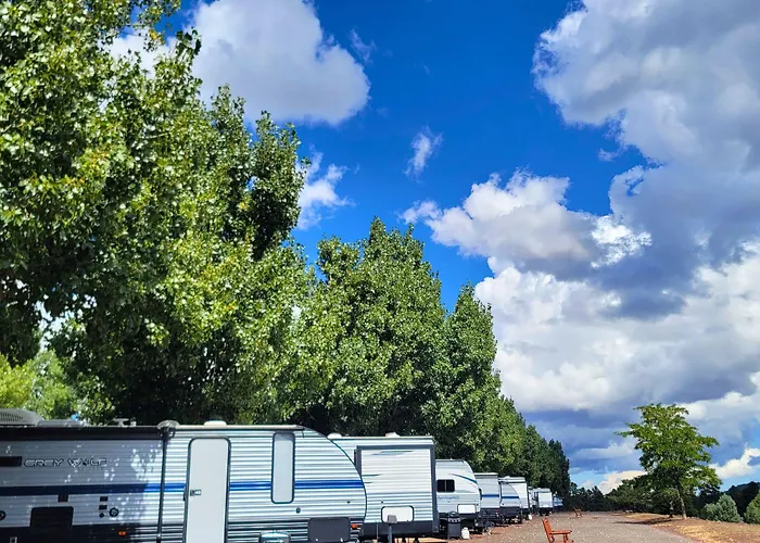 Grand Canyon Rv Glamping 2*
