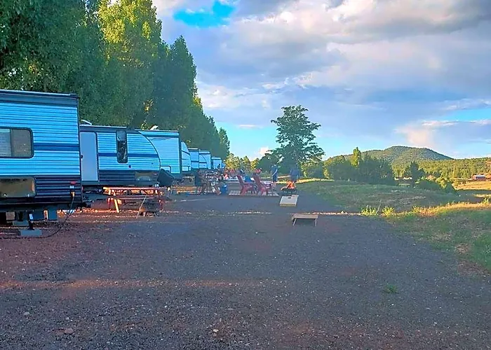 Grand Canyon Rv Glamping Hotel 2*