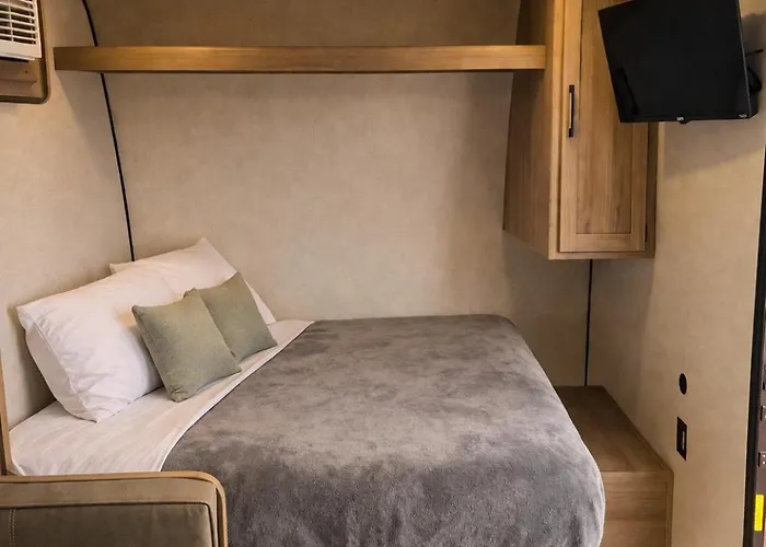 Grand Canyon Rv Glamping Hotel