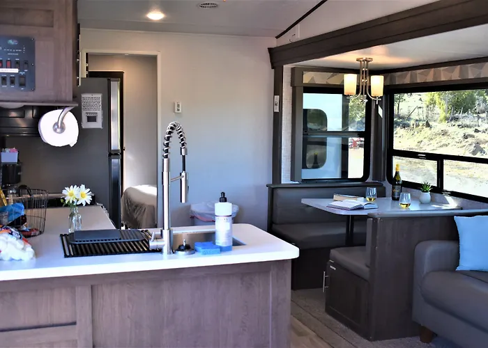 Grand Canyon Rv Glamping 2*